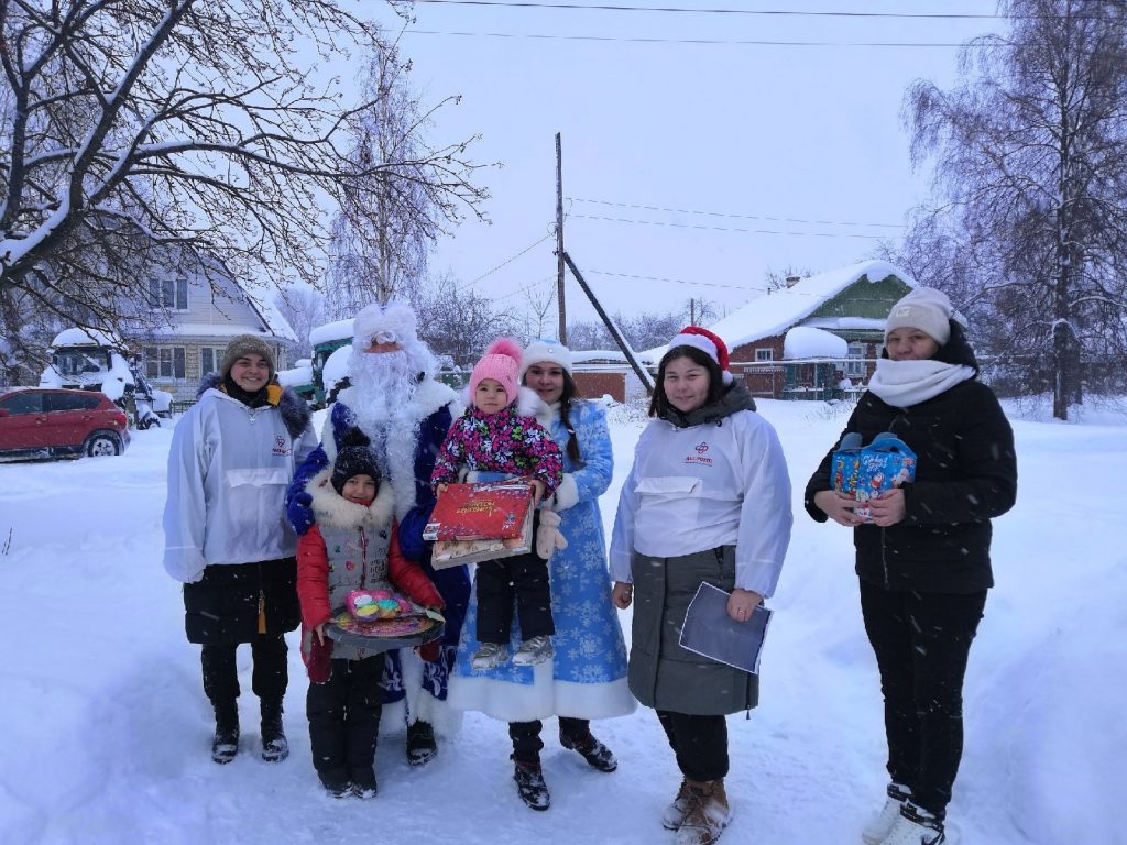 Завершилась одиннадцатая благотворительная акция «Подарим детям Рождество»