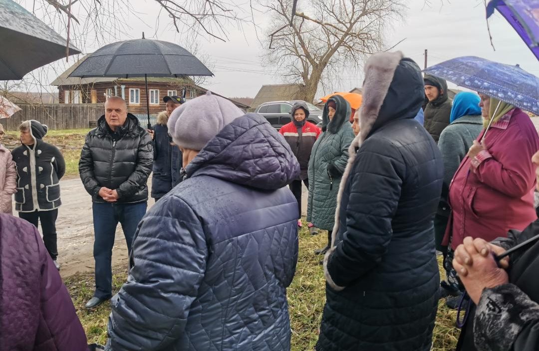 Кочетков провел встречи с жителями Покровки и Чупалейки