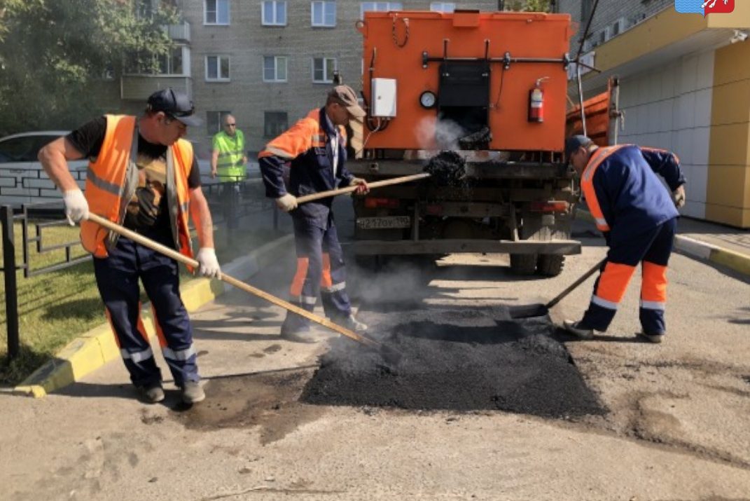 Во дворах многоквартирных домов Выксы выполнят ямочный ремонт