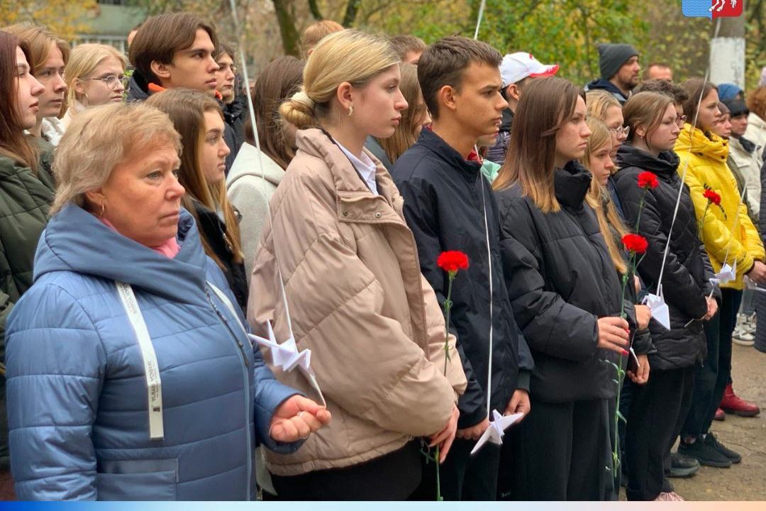 В Выксе открыли мемориальную доску памяти участника СВО Данилы Сергеева