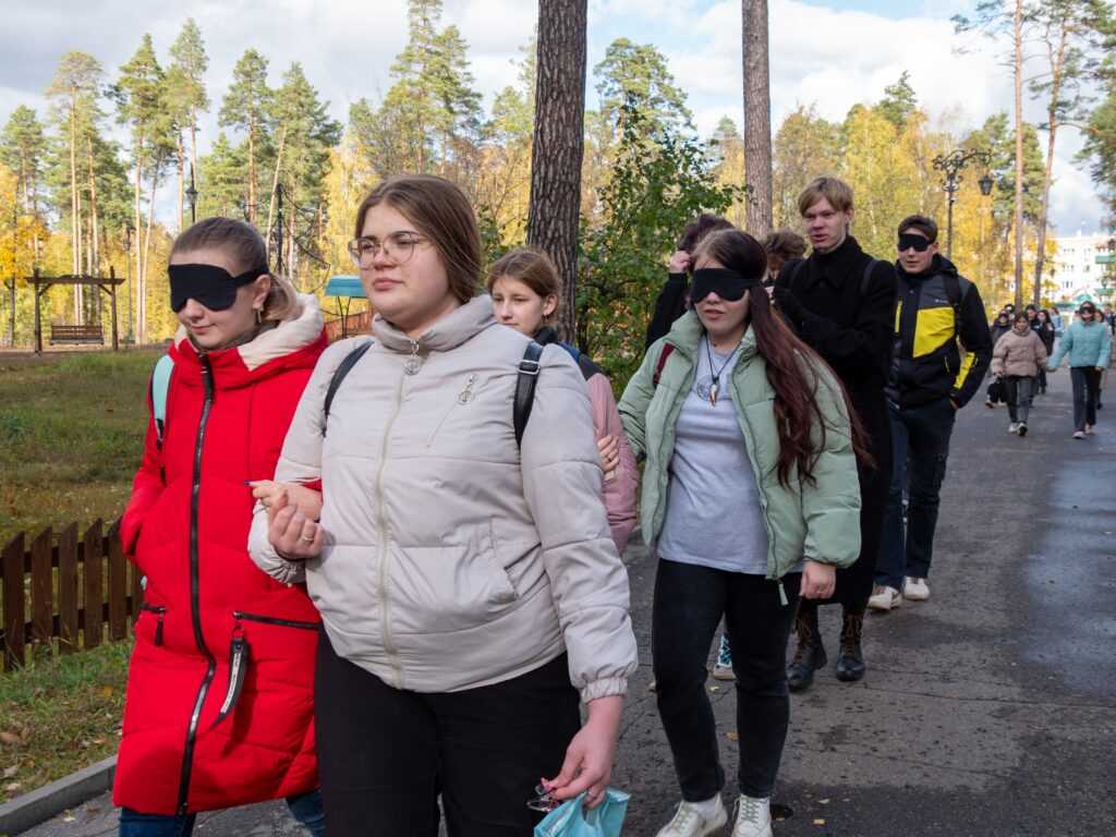 В Выксе при поддержке фонда «ОМК-Участие» отметили День белой трости